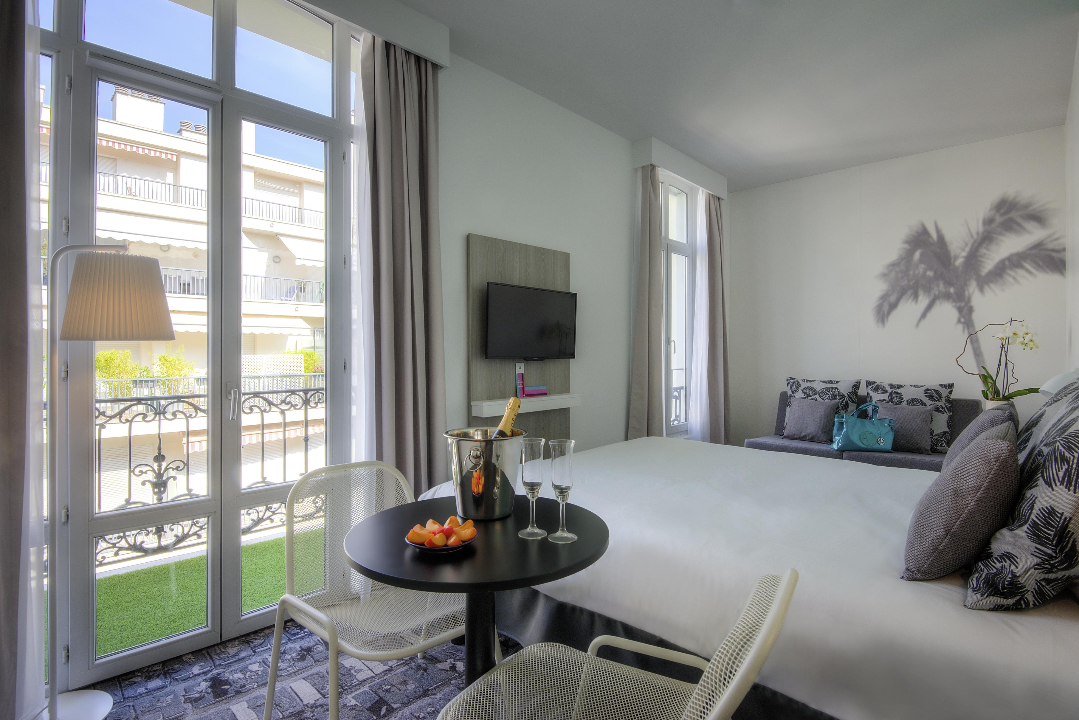Ibis Styles Nice Centre Gare Esterno foto