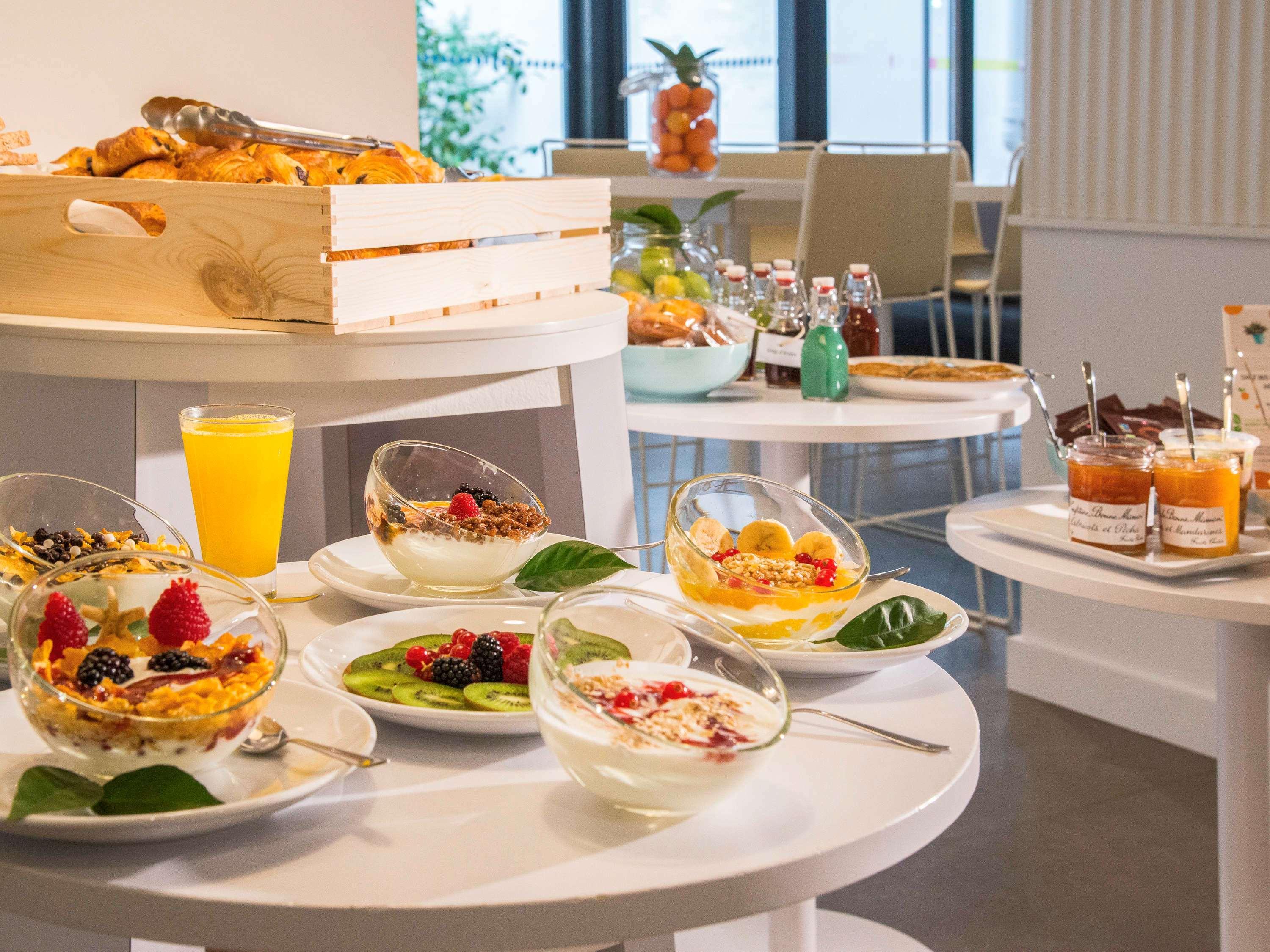 Ibis Styles Nice Centre Gare Esterno foto