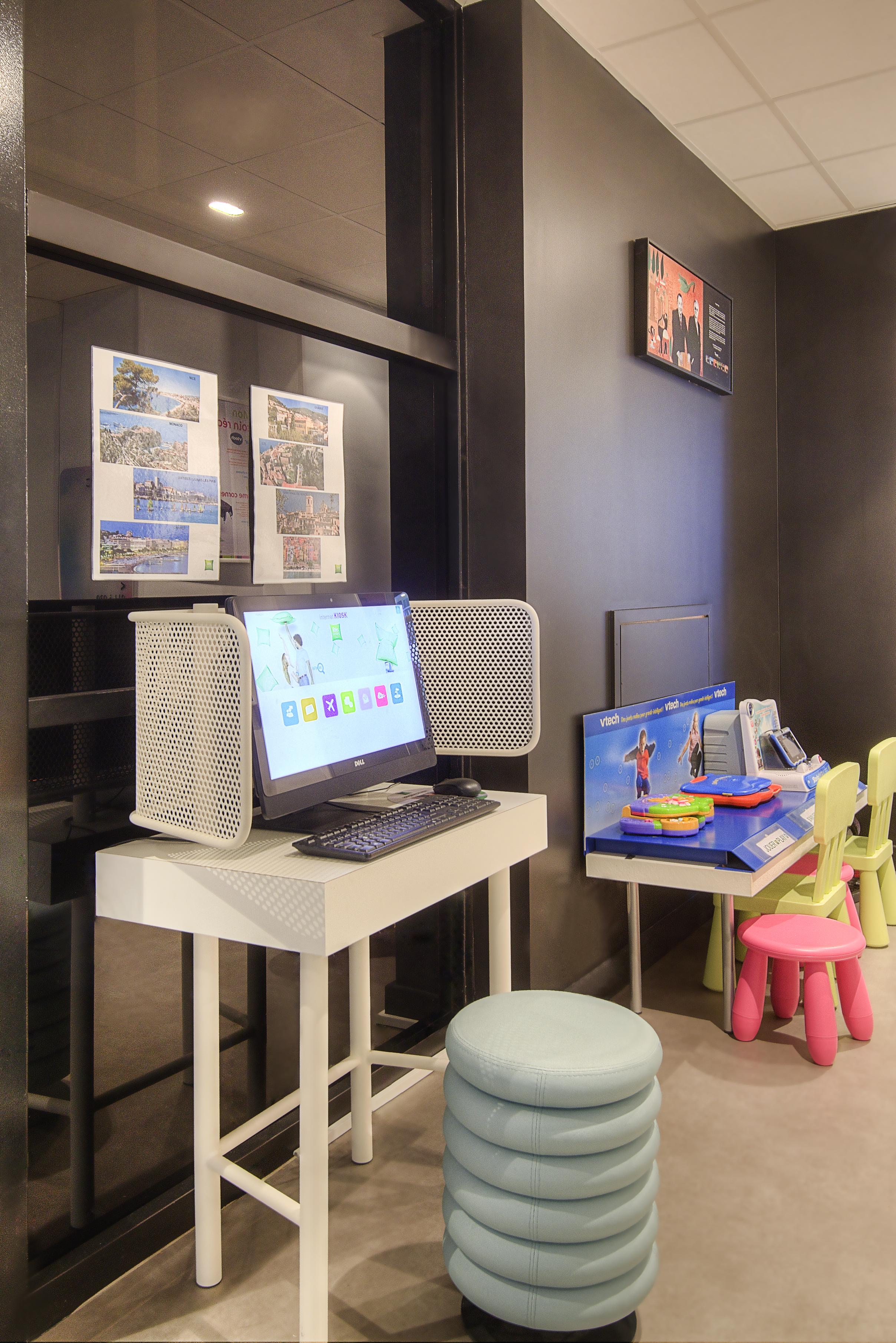 Ibis Styles Nice Centre Gare Esterno foto
