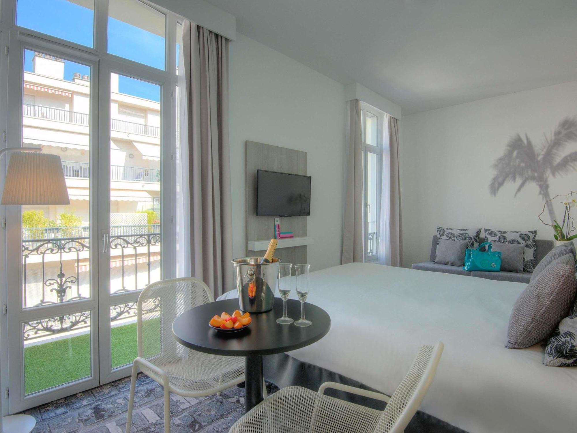 Ibis Styles Nice Centre Gare Esterno foto